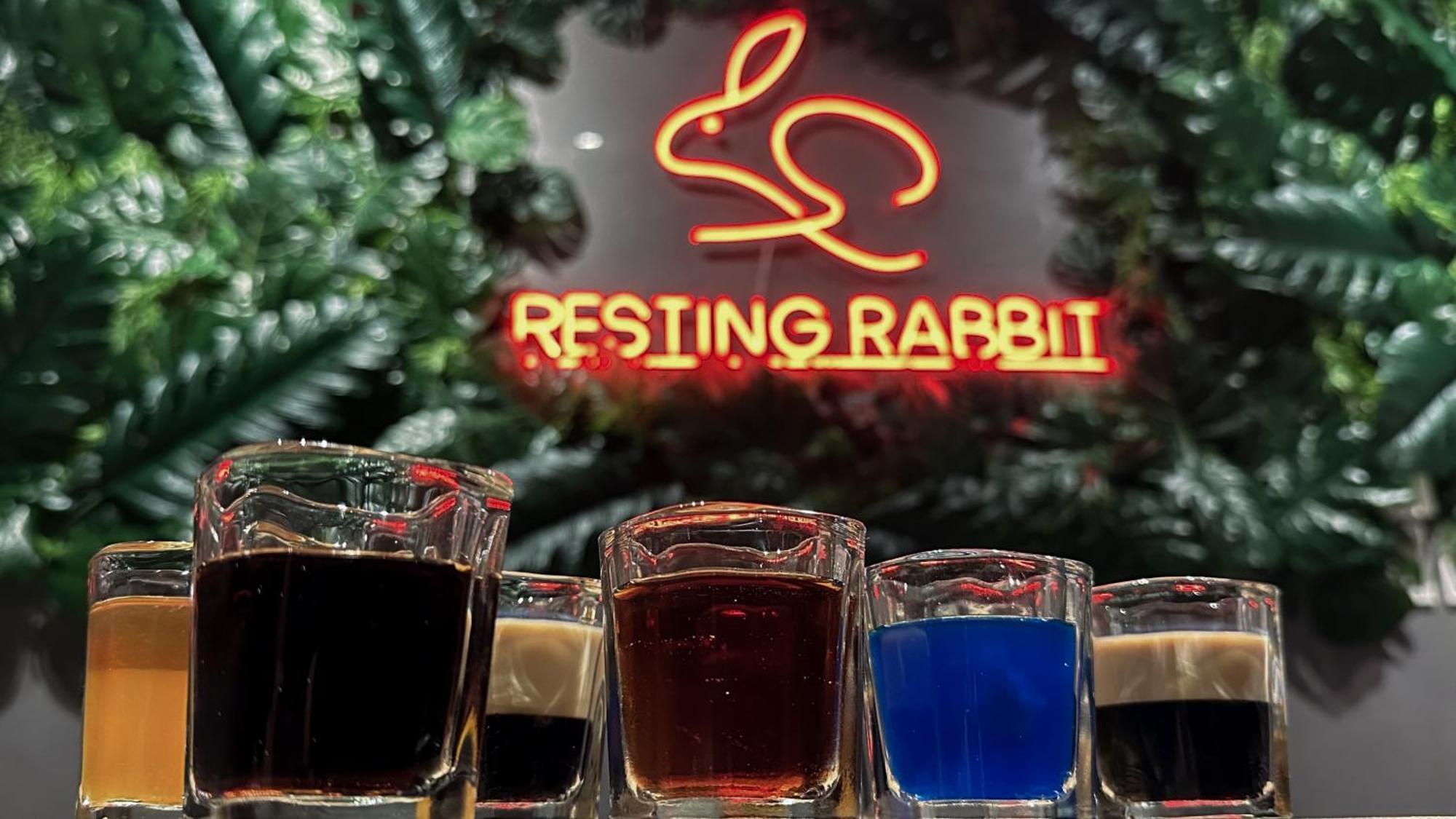 Resting Rabbit Hostel シキホール エクステリア 写真