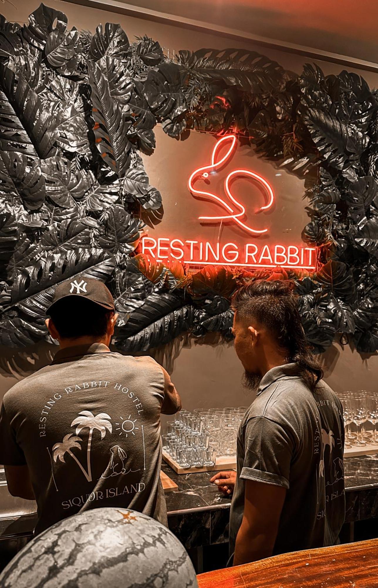 Resting Rabbit Hostel シキホール エクステリア 写真